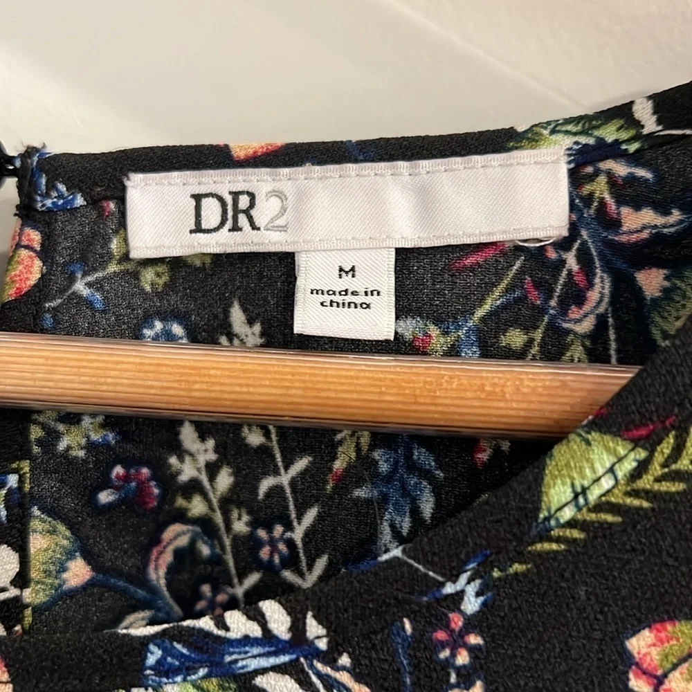 DR2 DANIEL RAINN Black Sleeveless Floral Blouse - Picture 5 of 8